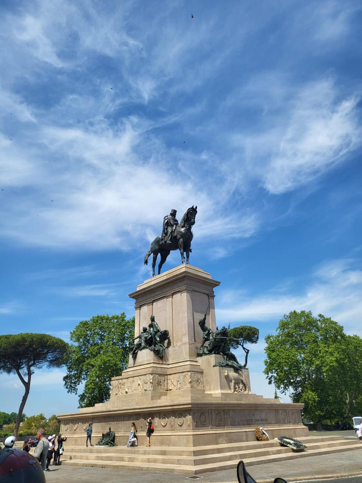 Khris - Trastevere - San Cosimato * Rome